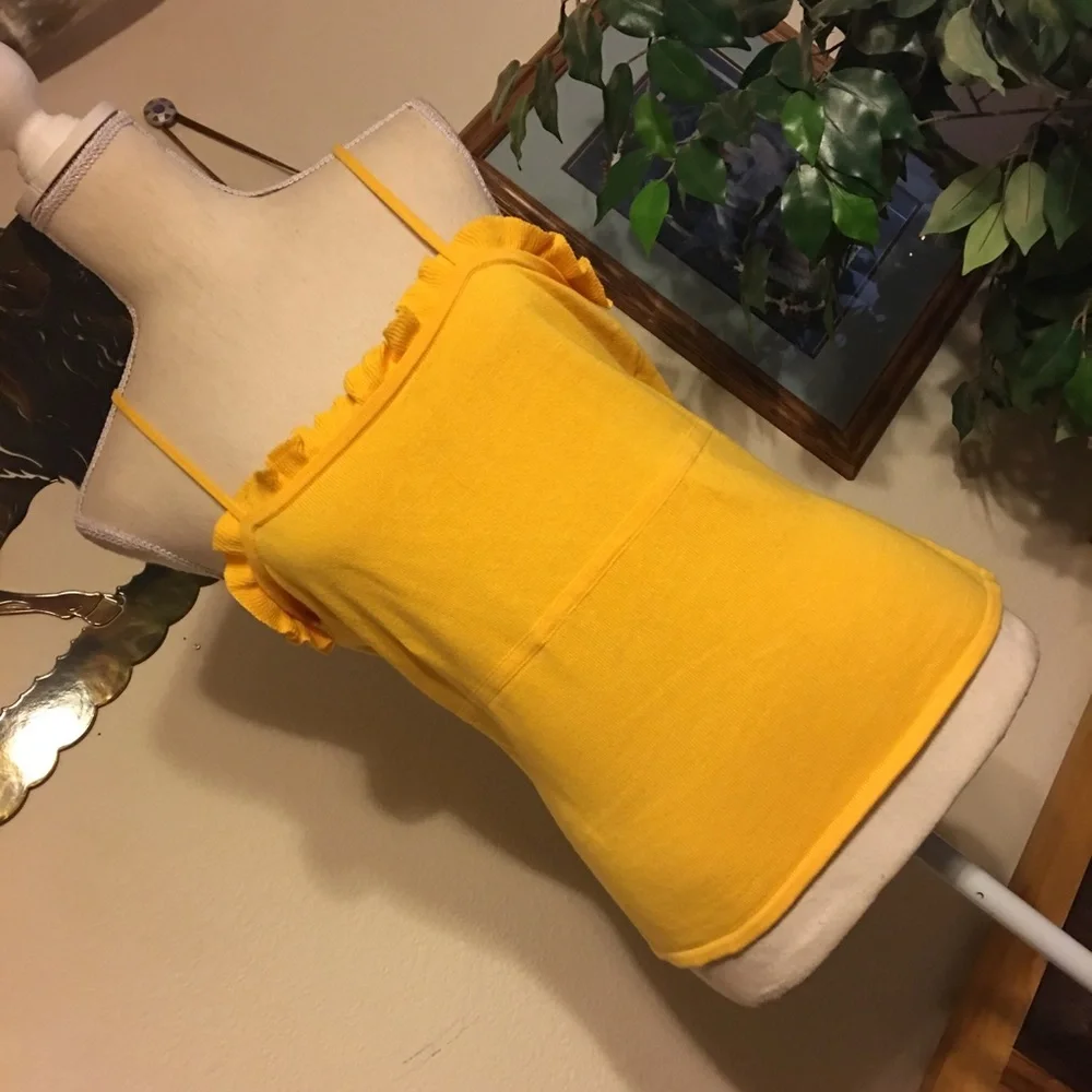 Forenza mustard 2-piece tank and shrug set NWT S